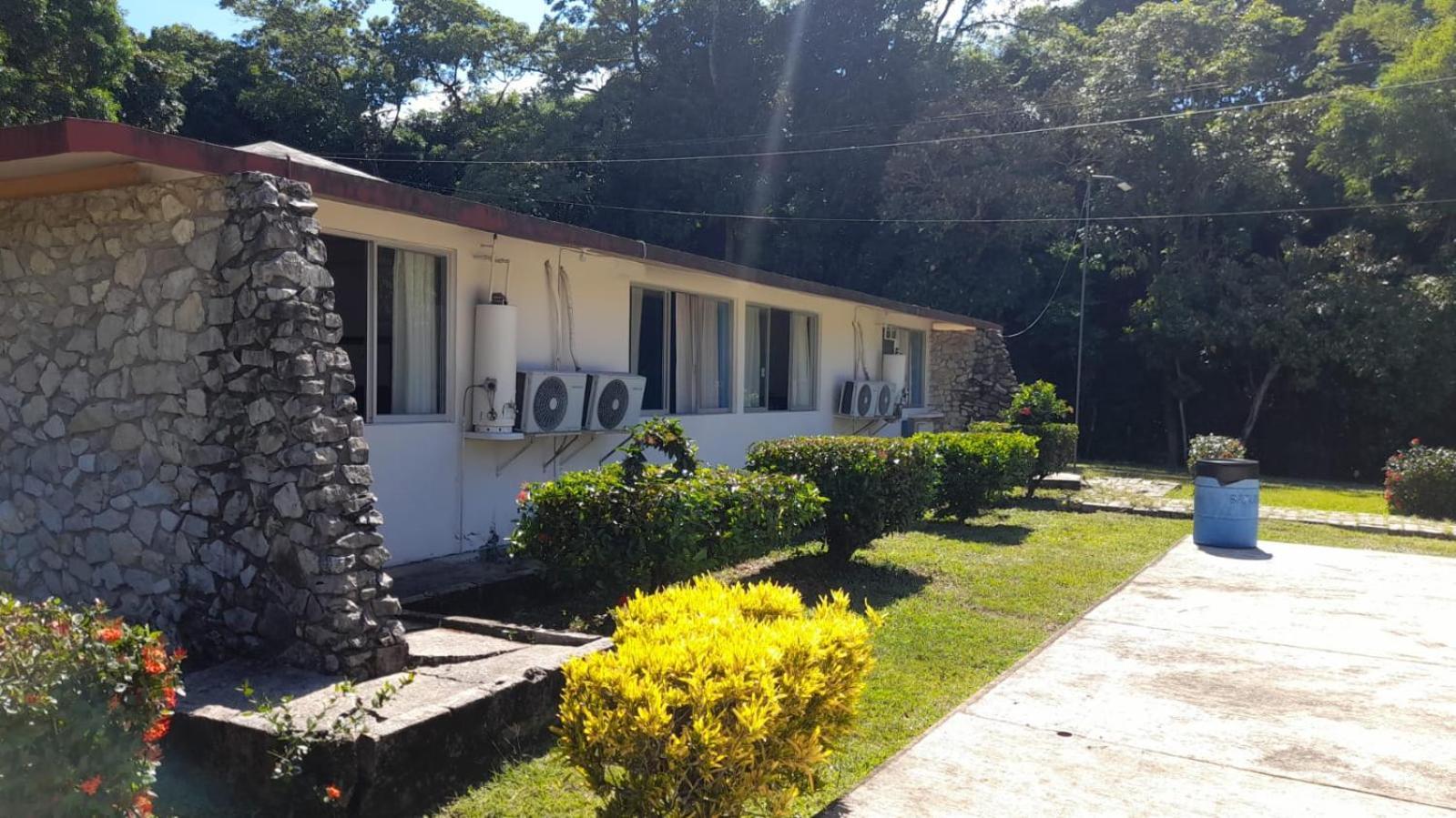 Hotel Los Leones Palenque Kültér fotó
